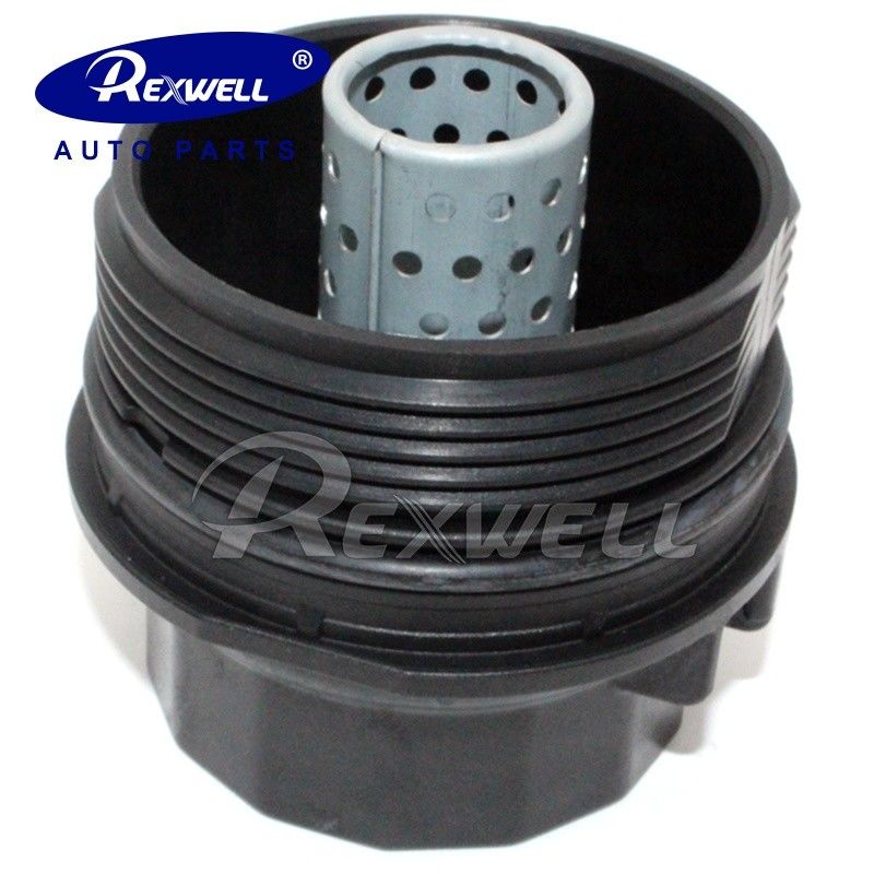 Engine Block Installation Location Engine Oil Filter Cover 1562037010 for Toyota Yaris