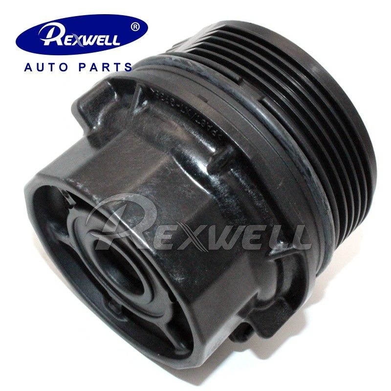 Engine Block Installation Location Engine Oil Filter Cover 1562037010 for Toyota Yaris