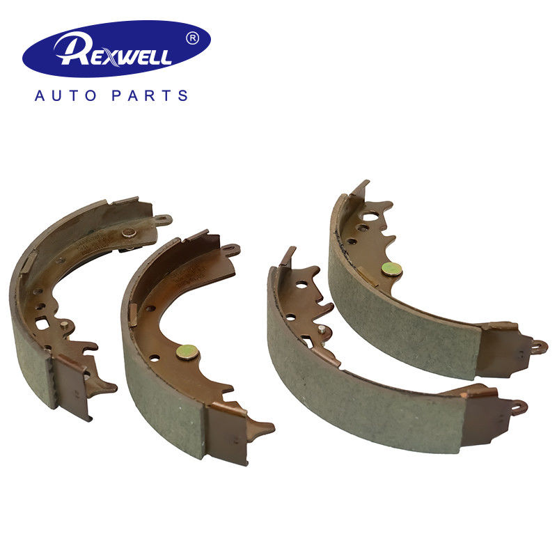 High Quality Rear Drum Brake Shoe Lining Repairing Kit 04495-26240 for Toyota HIACE TRH214 TRH224 Bus Car Japanese Parts