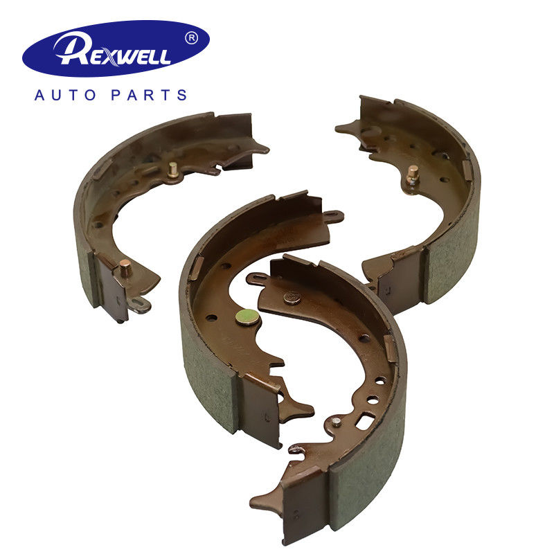 High Quality Rear Drum Brake Shoe Lining Repairing Kit 04495-26240 for Toyota HIACE TRH214 TRH224 Bus Car Japanese Parts