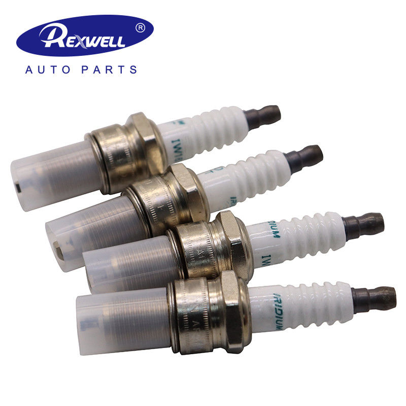 Korean Car Auto Spare Parts Original OE IW16TT 18818-11051 Automotive Engine Iridium Spark Plugs for Hyundai Sonata Kia Sorento